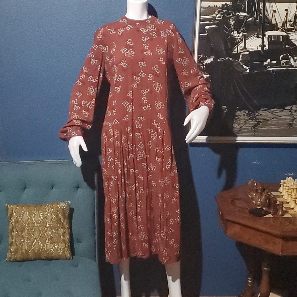 Treasure & bond 100%rayon dress.